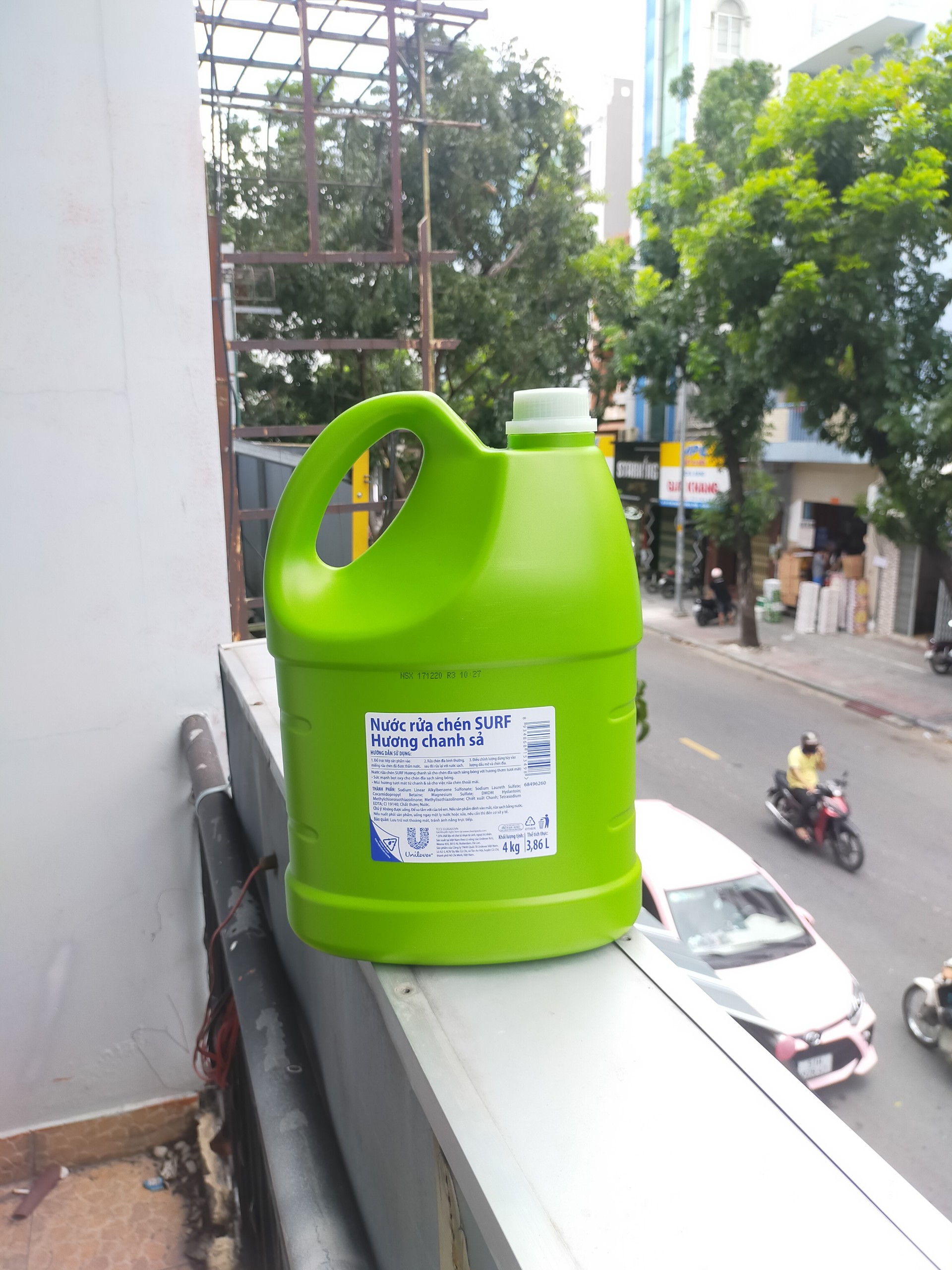 Nước Rửa Chén Surf Chanh sả - Chai 4kg - 68496247 - Ảnh 5
