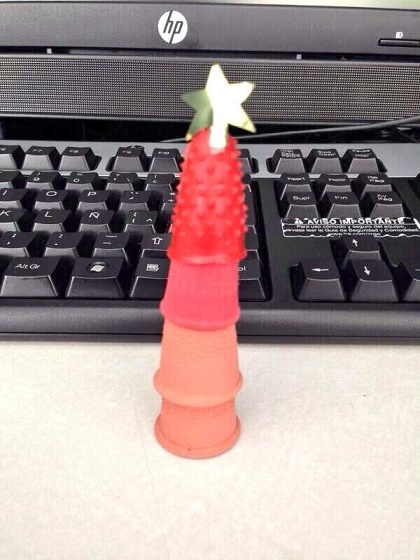 Depressing Office Christmas Decorations11