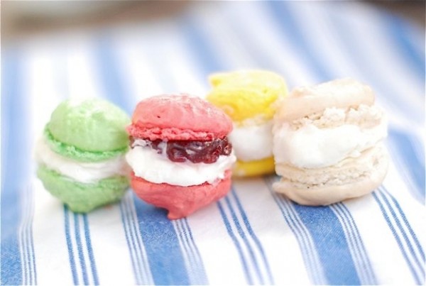 ice cream macaron