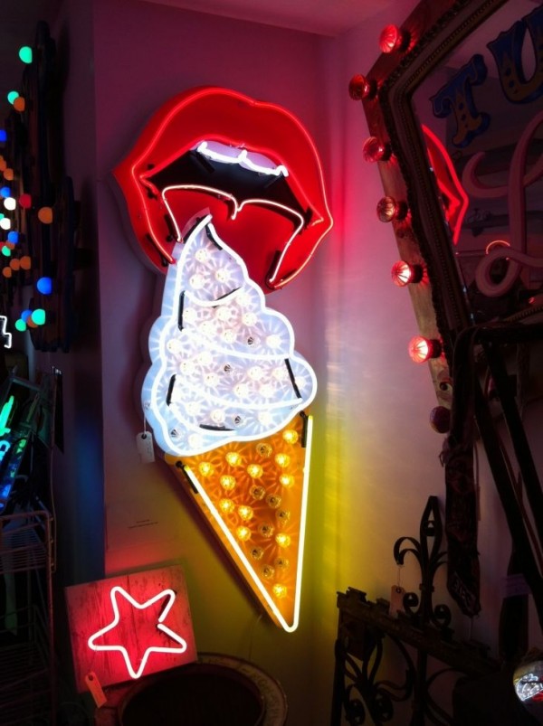 neon sign9