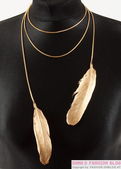 plumas_collar