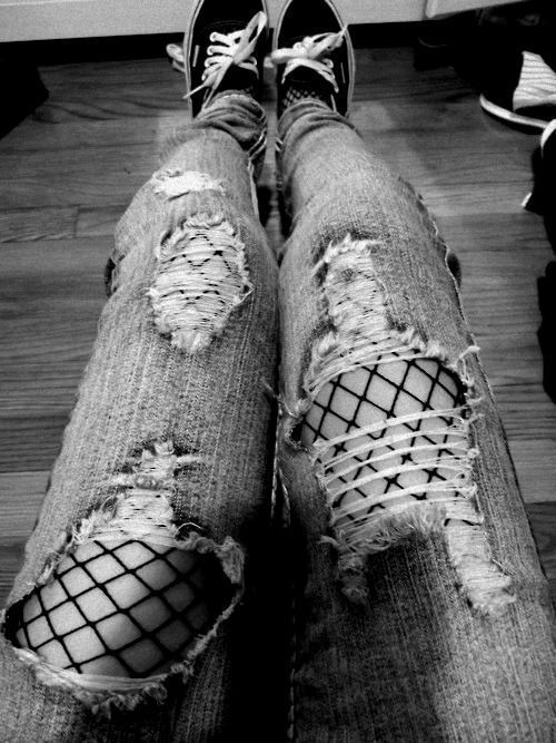 tights under ripped jeans9