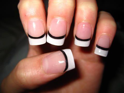 bicolor nails