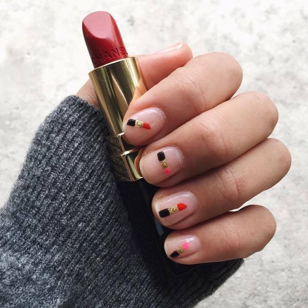 lipstick nails